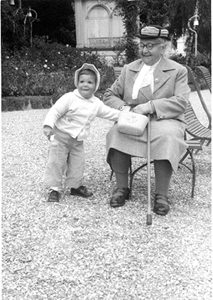 PHOTO COURTESY OF HEIDI NEUMARK Neumark with her grandmother.