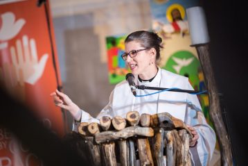 ‘Out into the world, to give our fruits to others’