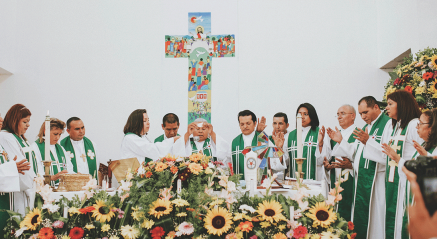 El Salvador: New pastors usher in hope