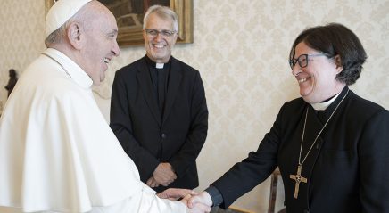 ELCA presiding bishop issues pastoral message on death of Pope Francis