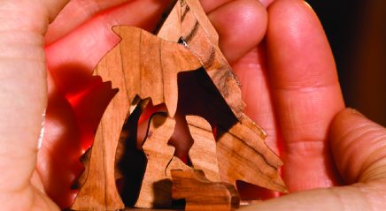 Crèche in cruciform